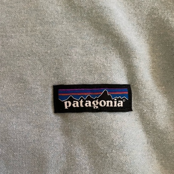Patagonia Women’s Light Blue Sweatshirt - Picture 2 of 4